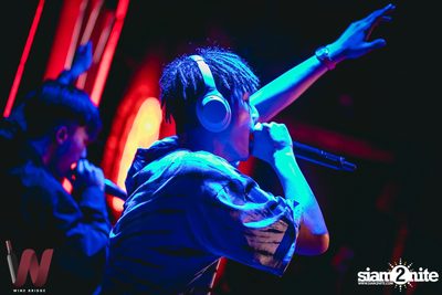Lazyloxy x ส้มมารี at Wine Bridge — photo 86
