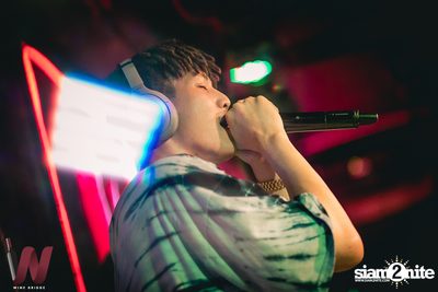 Lazyloxy x ส้มมารี at Wine Bridge — photo 91