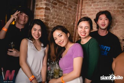Lazyloxy x ส้มมารี at Wine Bridge — photo 107