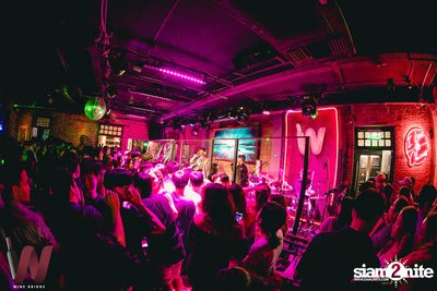 Lazyloxy x ส้มมารี at Wine Bridge — photo 108