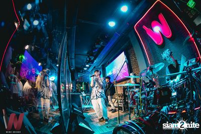 Lazyloxy x ส้มมารี at Wine Bridge — photo 109