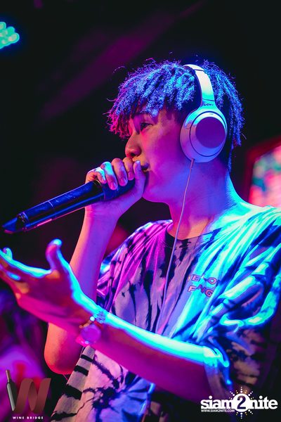 Lazyloxy x ส้มมารี at Wine Bridge — photo 118