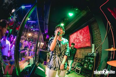 Lazyloxy x ส้มมารี at Wine Bridge — photo 122