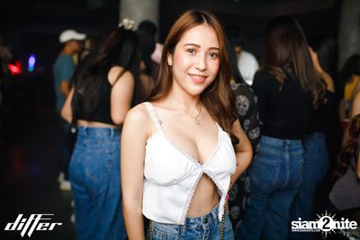 UrboyTJ ที่ ดิฟเฟอร์ ผับ พัทยา — photo 24