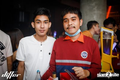 UrboyTJ ที่ ดิฟเฟอร์ ผับ พัทยา — photo 25