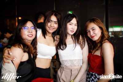 UrboyTJ ที่ ดิฟเฟอร์ ผับ พัทยา — photo 28