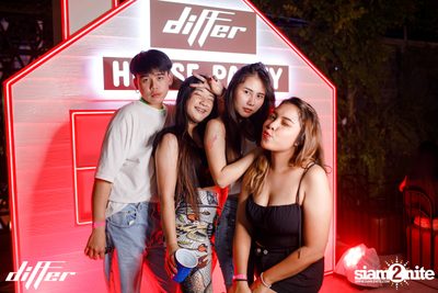 UrboyTJ ที่ ดิฟเฟอร์ ผับ พัทยา — photo 39