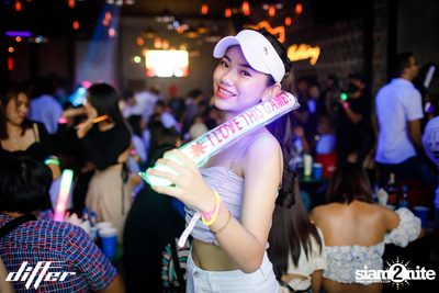 UrboyTJ ที่ ดิฟเฟอร์ ผับ พัทยา — photo 44