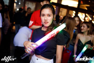UrboyTJ ที่ ดิฟเฟอร์ ผับ พัทยา — photo 46