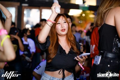 UrboyTJ ที่ ดิฟเฟอร์ ผับ พัทยา — photo 106