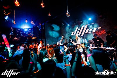 UrboyTJ ที่ ดิฟเฟอร์ ผับ พัทยา — photo 107