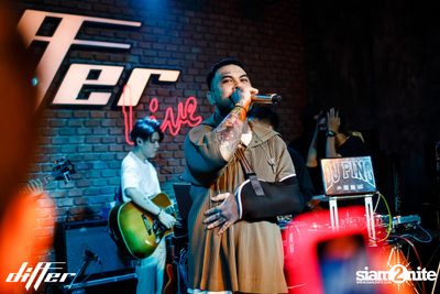 UrboyTJ ที่ ดิฟเฟอร์ ผับ พัทยา — photo 122