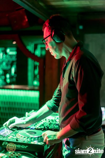Imperial Fridays at The Emperor's Secret — photo 10