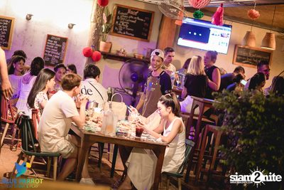 งานครบรอบ 3 ปีที่ร้าน Blue Parrot (อัลบั้ม 2) — photo 53