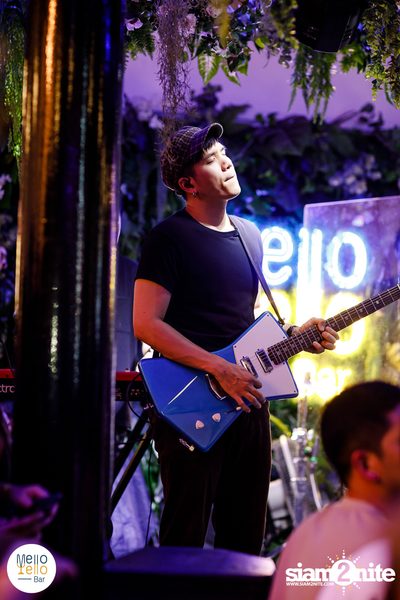 KLEAR ที่ Mello Yello Bar — photo 86