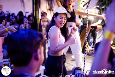 KLEAR ที่ Mello Yello Bar — photo 97