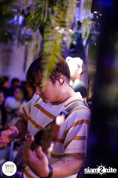 KLEAR ที่ Mello Yello Bar — photo 100
