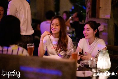 Playground Ft.Yong Armchair at Tipsy — photo 19