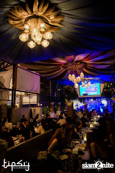 Playground Ft.Yong Armchair at Tipsy — photo 29