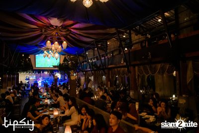 Playground Ft.Yong Armchair at Tipsy — photo 30