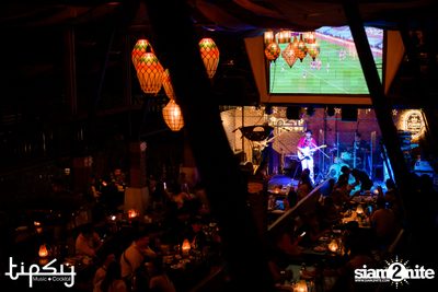 Playground Ft.Yong Armchair at Tipsy — photo 44