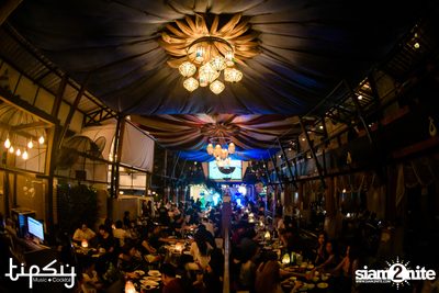Playground Ft.Yong Armchair at Tipsy — photo 48