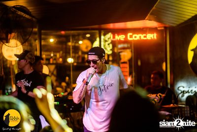 J Jetrin at Fullmoon Terrace — photo 38