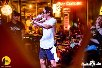 J Jetrin at Fullmoon Terrace — photo 80