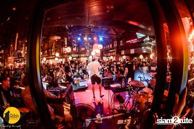 J Jetrin at Fullmoon Terrace — photo 90