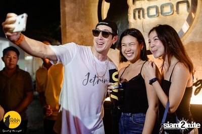 J Jetrin at Fullmoon Terrace — photo 93