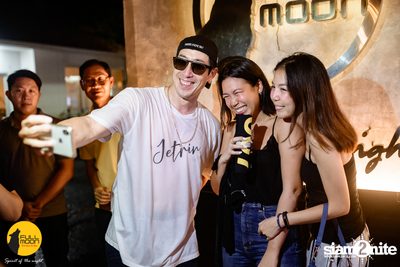 J Jetrin at Fullmoon Terrace — photo 94