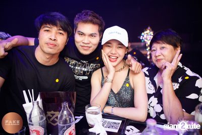 Lost in Space at Fake Club — photo 9