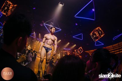 Lost in Space at Fake Club — photo 33