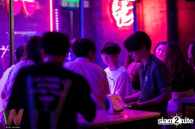 OG-ANIC+High Hot+Urius at Wine Bridge — photo 9