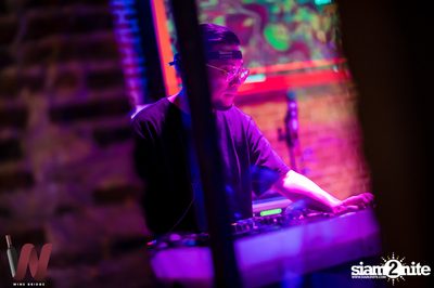 OG-ANIC+High Hot+Urius at Wine Bridge — photo 12
