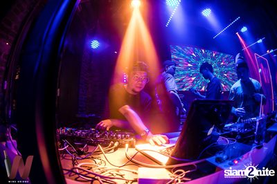 OG-ANIC+High Hot+Urius at Wine Bridge — photo 77