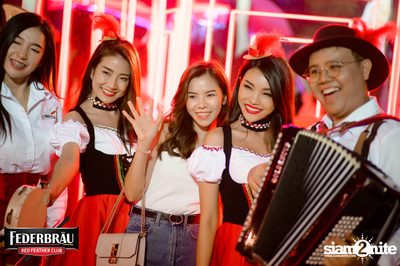 OKTOBERFED ที่ FAT BOY Tavern — photo 84