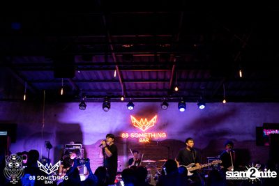 Zeal at 88 Something Bar — photo 36