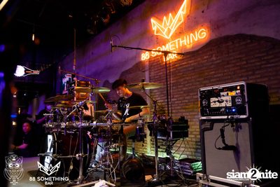 Zeal at 88 Something Bar — photo 74