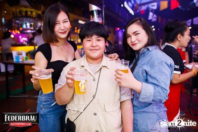 OKTOBERFED ที่ Zoe in Yellow — photo 36