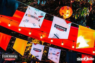 OKTOBERFED ที่ Zoe in Yellow — photo 43