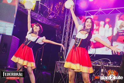 OKTOBERFED ที่ Zoe in Yellow — photo 54