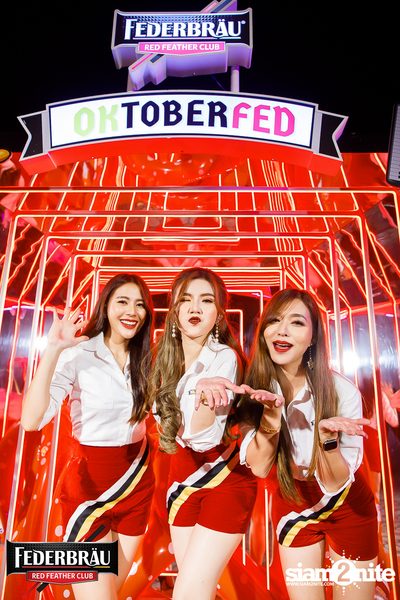 OKTOBERFED ที่ Zoe in Yellow — photo 65