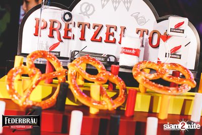 OKTOBERFED ที่ Zoe in Yellow — photo 66