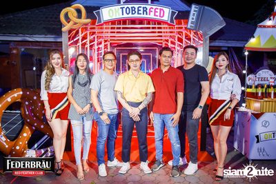 OKTOBERFED ที่ Zoe in Yellow — photo 84