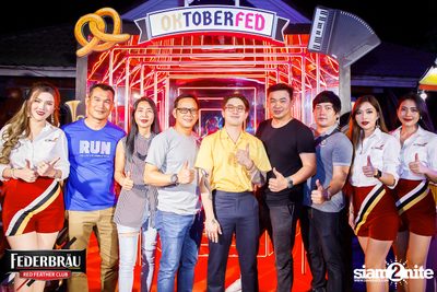 OKTOBERFED ที่ Zoe in Yellow — photo 89