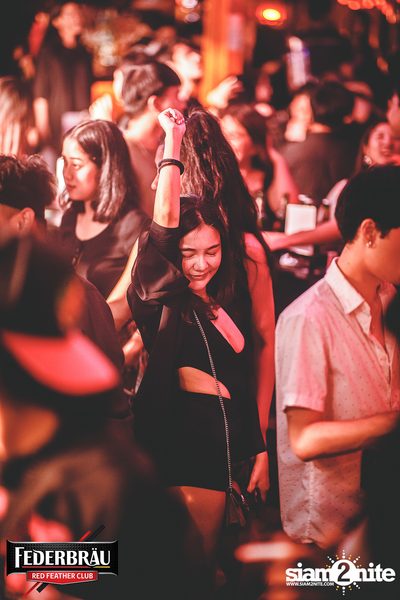 OKTOBERFED ที่ Zoe in Yellow — photo 94