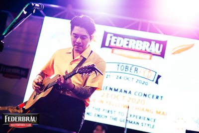 OKTOBERFED ที่ Zoe in Yellow — photo 99