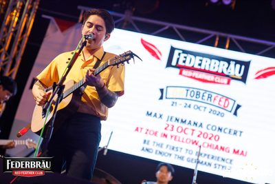 OKTOBERFED ที่ Zoe in Yellow — photo 103