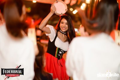 OKTOBERFED ที่ Begin Bar — photo 33